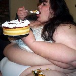 very-fat-woman-eating